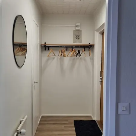 Kompakti Yksioe Numero 12 Pienkerrostalossa Lejlighed Pori