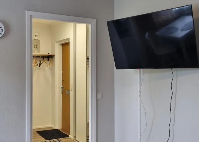 Kompakti Yksioe Numero 12 Pienkerrostalossa *